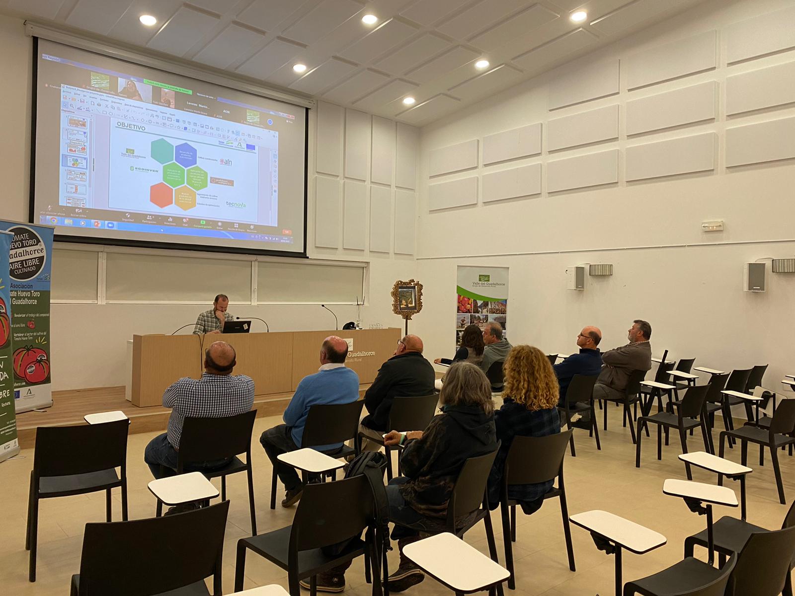 Presentaci�n del Grupo Operativo �Tradytech: Productos nutricionales polivalente para el cultivo ecol�gico de tomate tradicional y tecnol�gico�